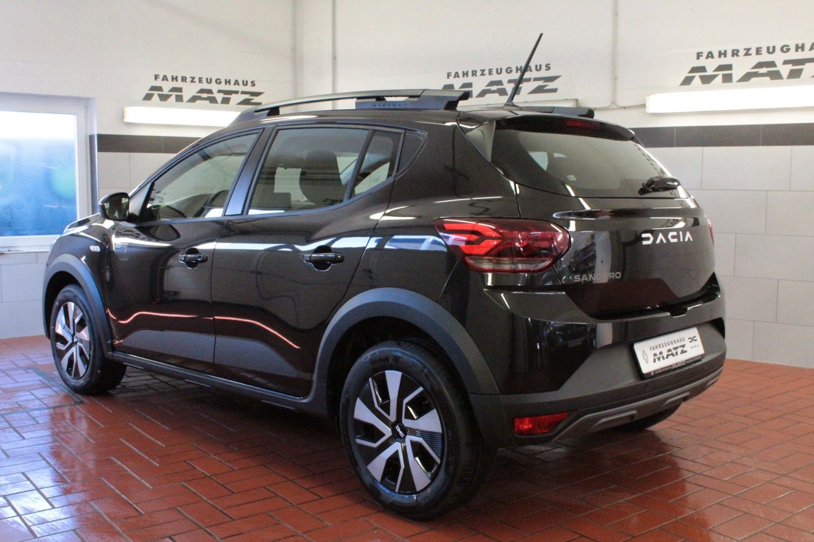 Fahrzeugabbildung Dacia Sandero Stepway TCe 90 Expression *WInterpaket*