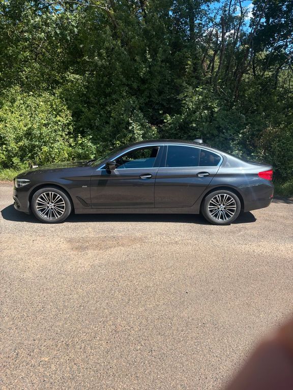 Image of BMW 520