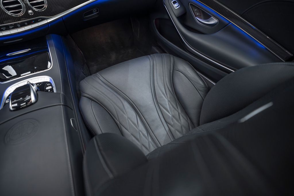 S63AMG LONG BLACK CARBON 3D SOUND DRIVER PACKAGE - Bild 26