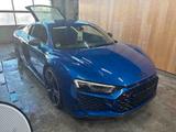 Audi R8 Coupe V10 Performance*KERAMIK*CARBON*B&O* - Audi: V10