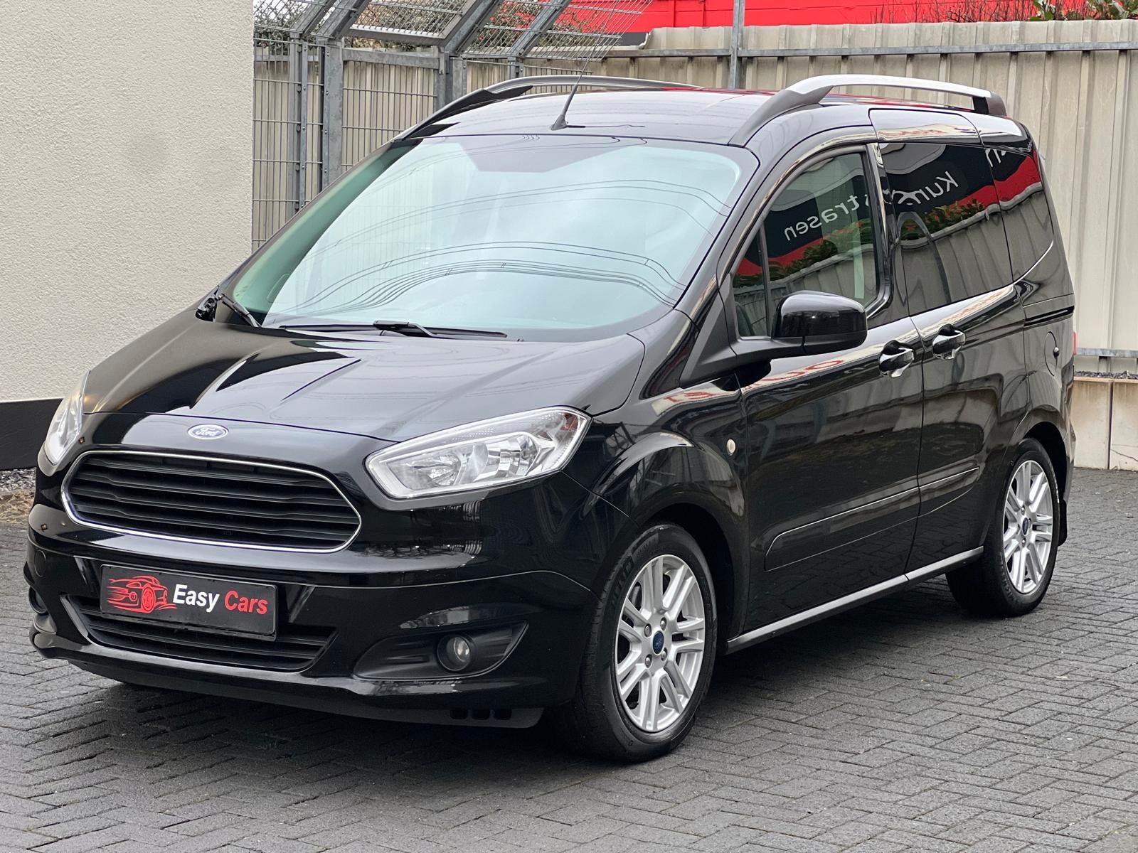 Ford Tourneo Courier Titanium Aus 1.Hand