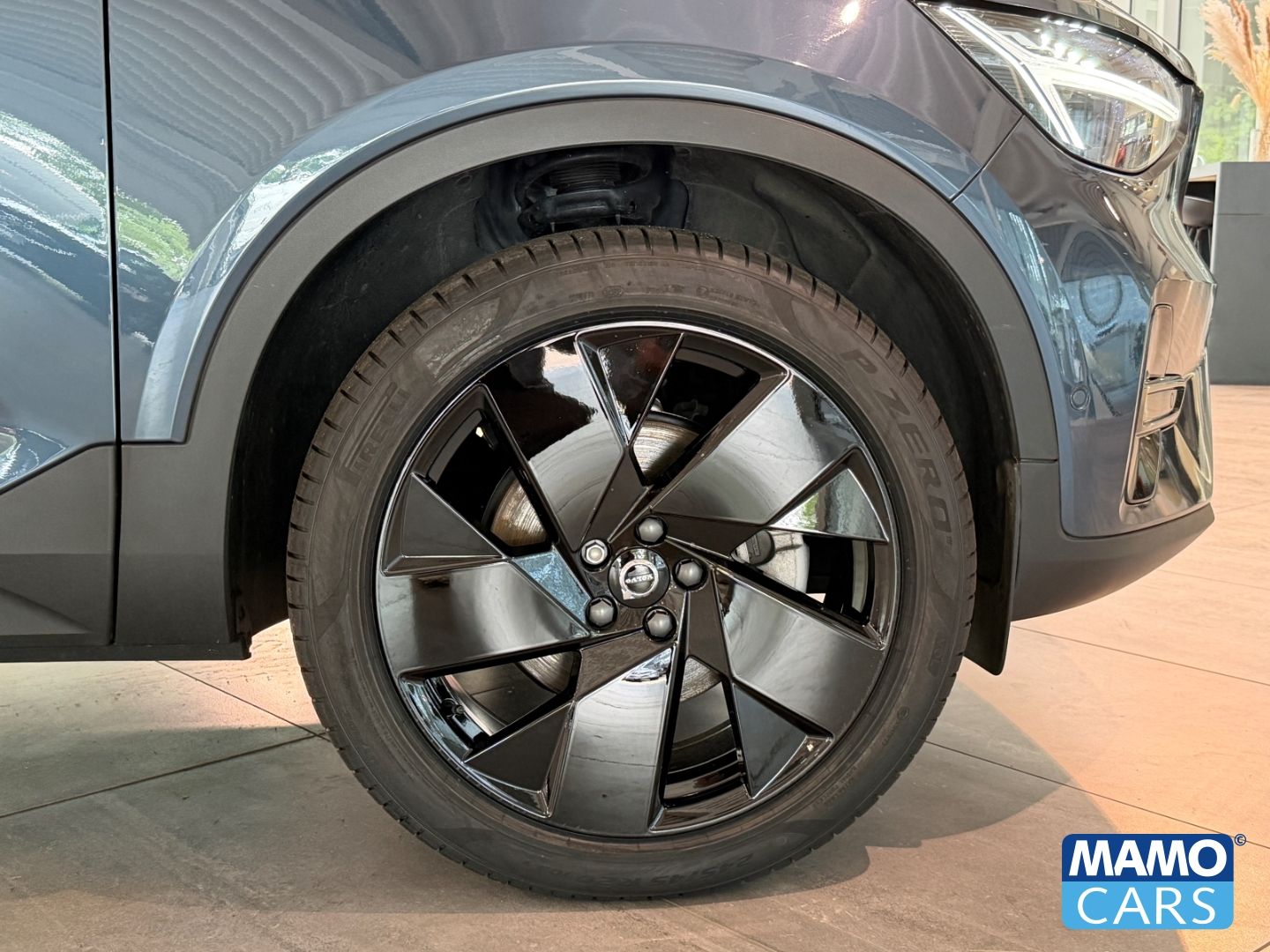 Volvo XC40 B4 Plus Black Edition ACC/BLIS/360°/H&K/STH foto 9