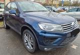 Volkswagen Touareg 3.0 V6 TDI SCR Tiptronic - - Volkswagen Touareg mit Diesel-Antrieb: Blau