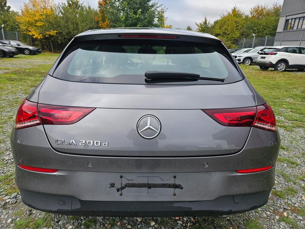 Mercedes-Benz CLA 200 Shooting Brake