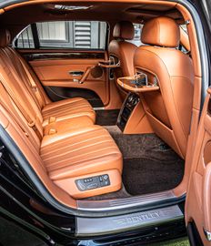 Fahrzeugabbildung Bentley Flying Spur 4.0 V8 PANO|CAM|LUFT|SHZ|SLF|KEYLES