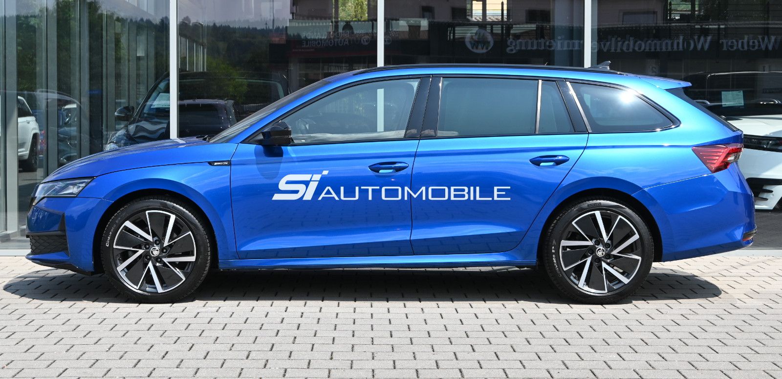 Fahrzeugabbildung SKODA Octavia 2.0 TDI DSG Sportline Combi °ACC°AHK°HUD