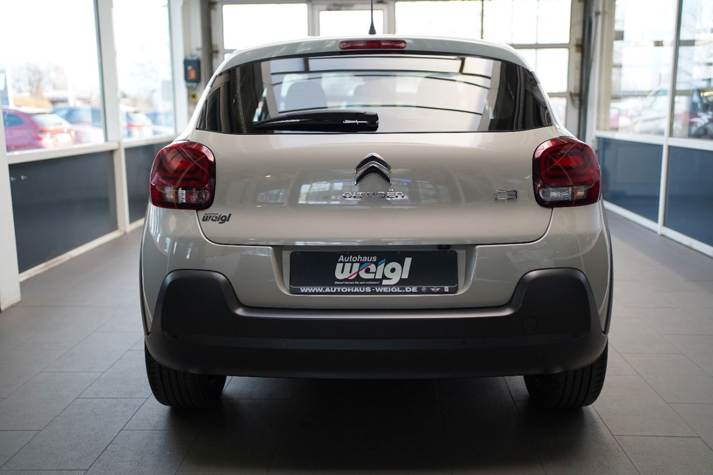 Fahrzeugabbildung Citroën C3 PureTech 110 Shine Pack Sitzheizung Navi DAB