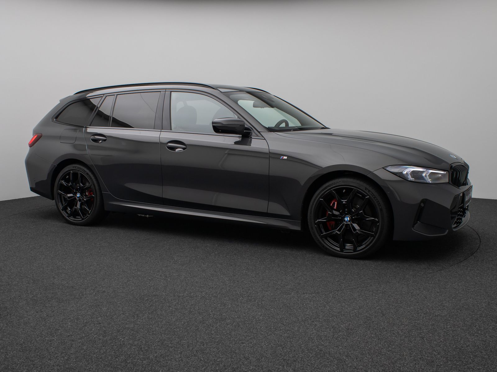 Fahrzeugabbildung BMW 330e M Sport Pro Panorama 360°HUD DAB HiFi AHK