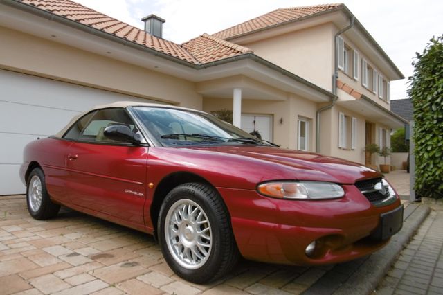 Chrysler Stratus 2.5 LX Cabrio Autom.*Leder*1.Hd.*Tüv Neu