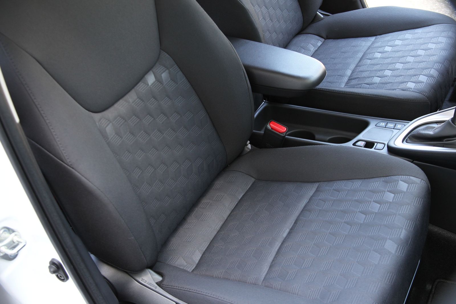 Mazda 2 Hybrid - Bild 17