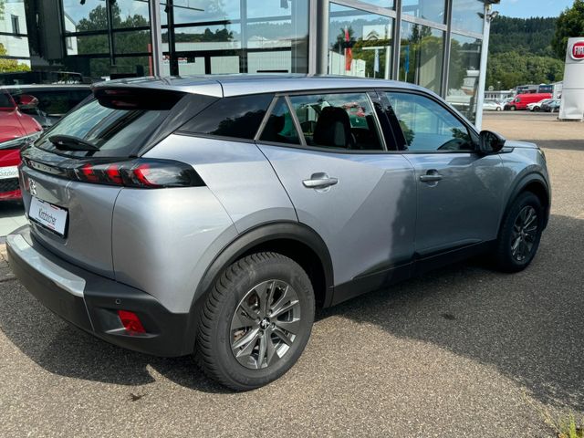 PEUGEOT 2008 e- Active