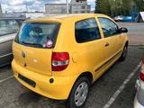 Volkswagen Fox 1,2 Standard - Volkswagen Fox Standard mit Benzin-Antrieb