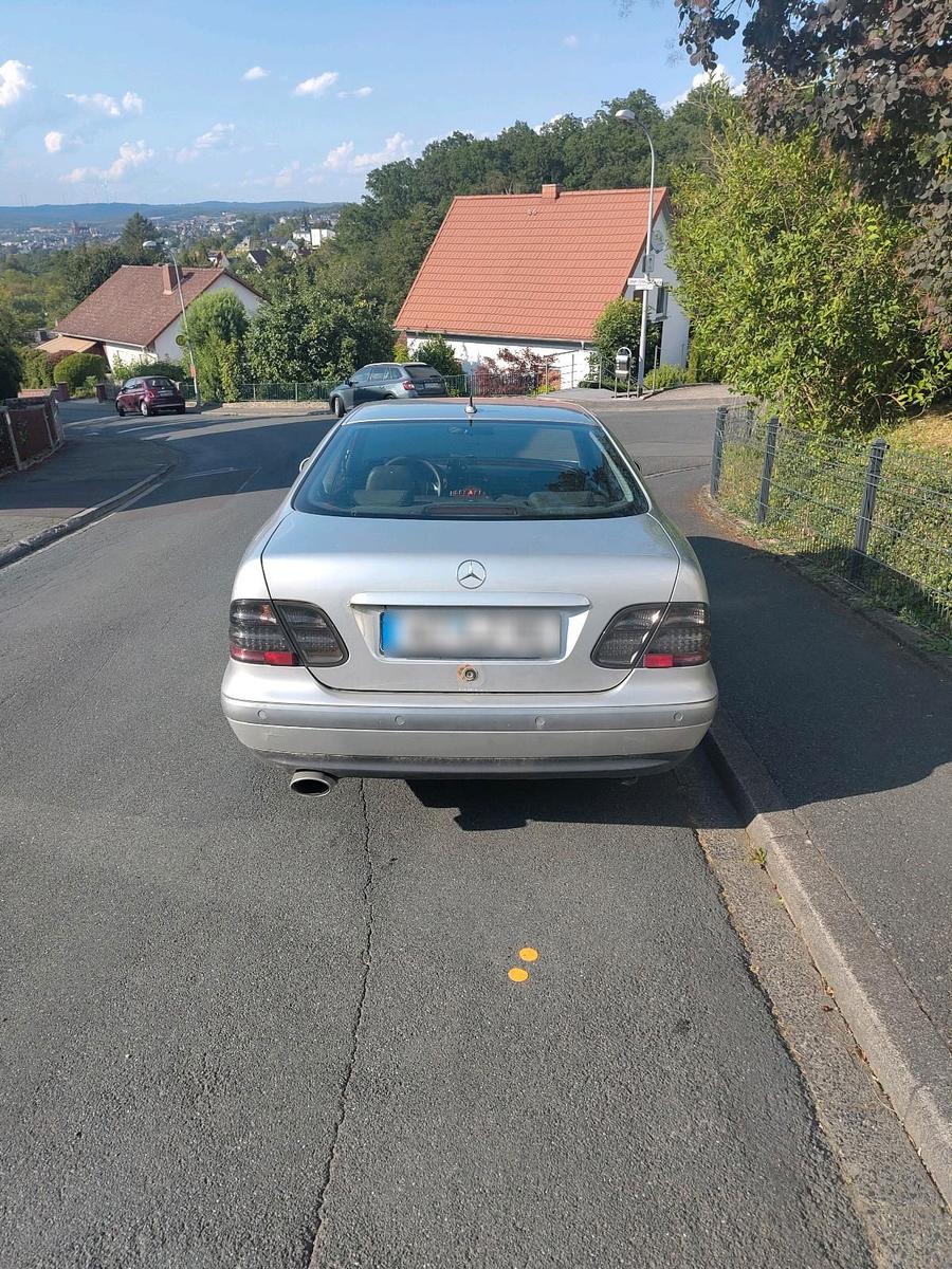 Mercedes-Benz CLK 200