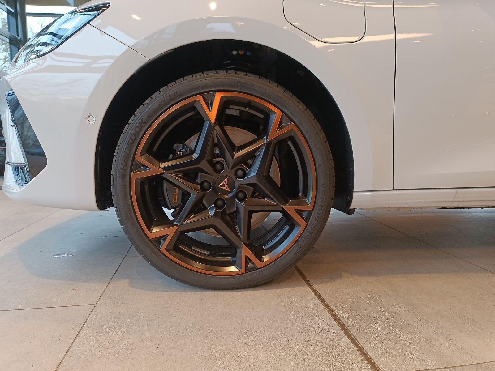 Cupra Leon 1.5 e-Hybrid VZ DSG *MATRIX*ACC*NAV*SHZ*