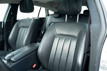 Fahrzeugabbildung Mercedes-Benz CLS SB 350 CDI LEDER KAM LED AHK PANO HARM.KARDO