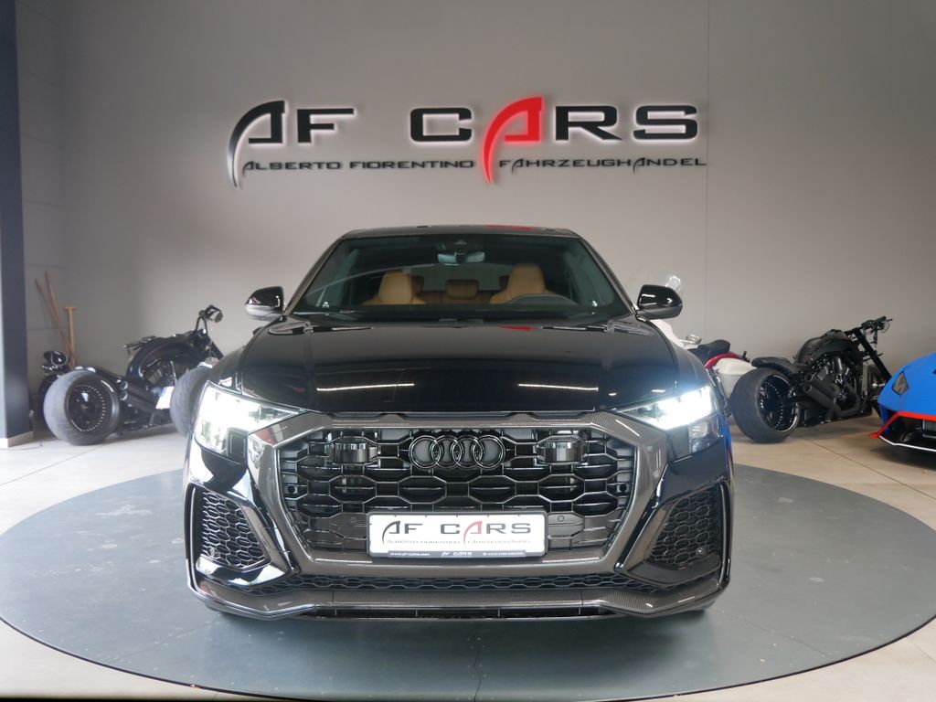 Image of Audi Q8