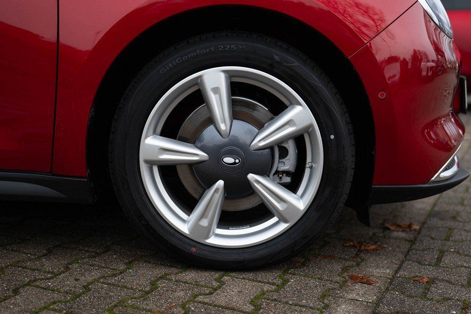 Fahrzeugabbildung GWM ORA 03 400 PRO+