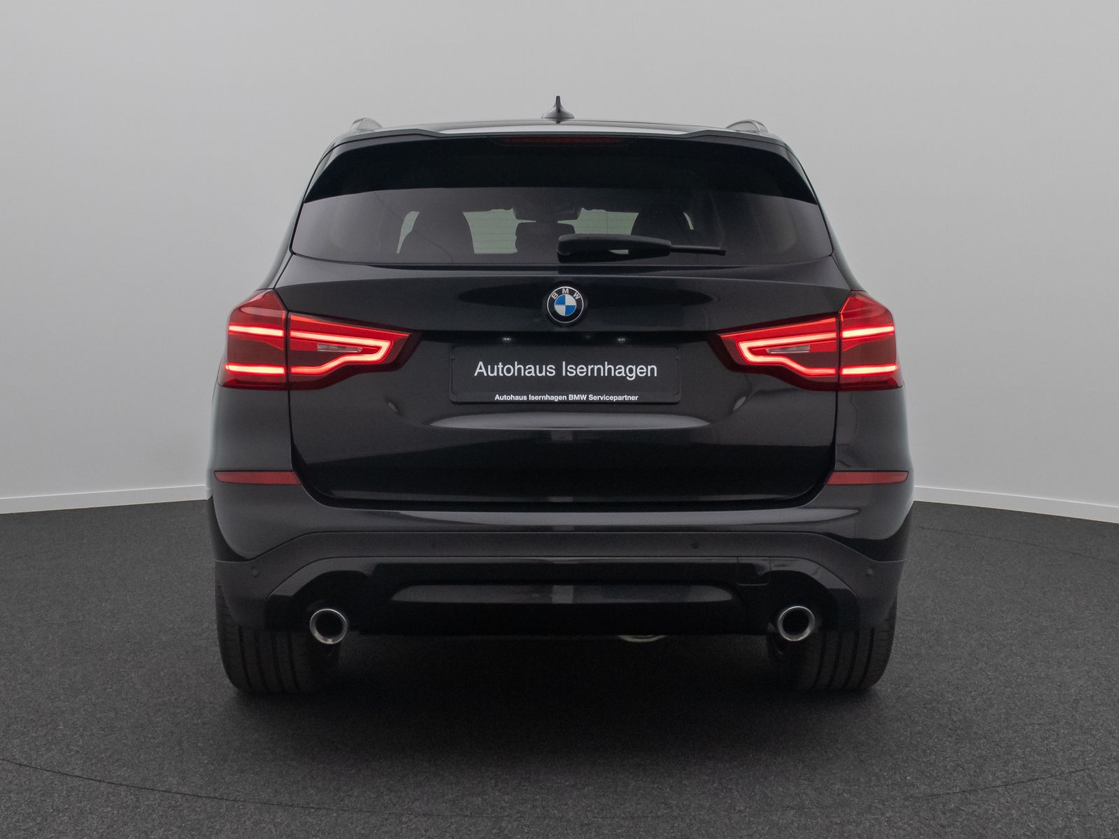 Fahrzeugabbildung BMW X3 xD30d Kamera HUD HiFi DisplKey Komfort 20Zoll