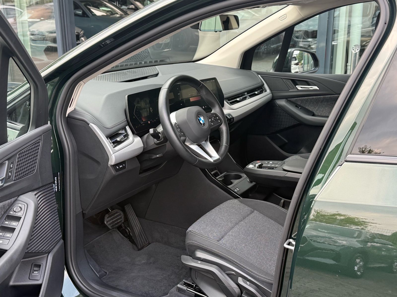 BMW 220i Active Tourer Kamera Anhängerkupplung foto 5