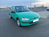 Peugeot 106 - Peugeot 106 mit Benzin-Antrieb: Kleinwagen