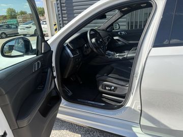 BMW X6 M50 - 12