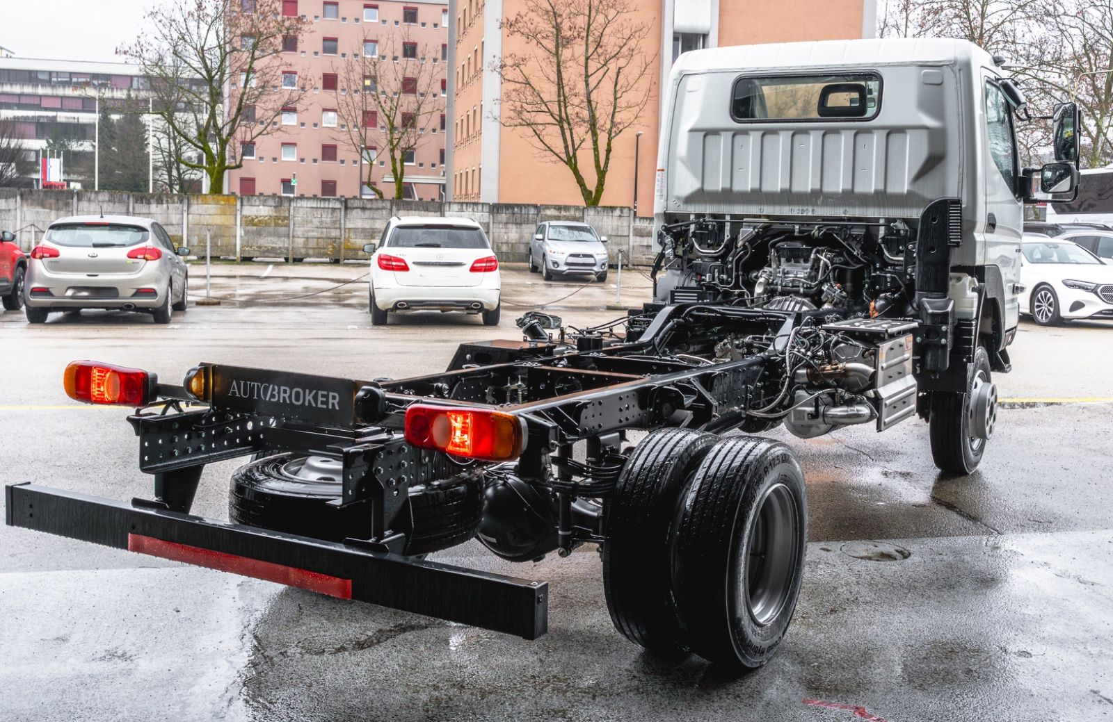 Mitsubishi  – Ansicht 5