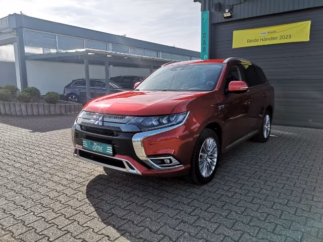 Mitsubishi Plug-in Hybrid Outlander  2.4 PHEV AHK