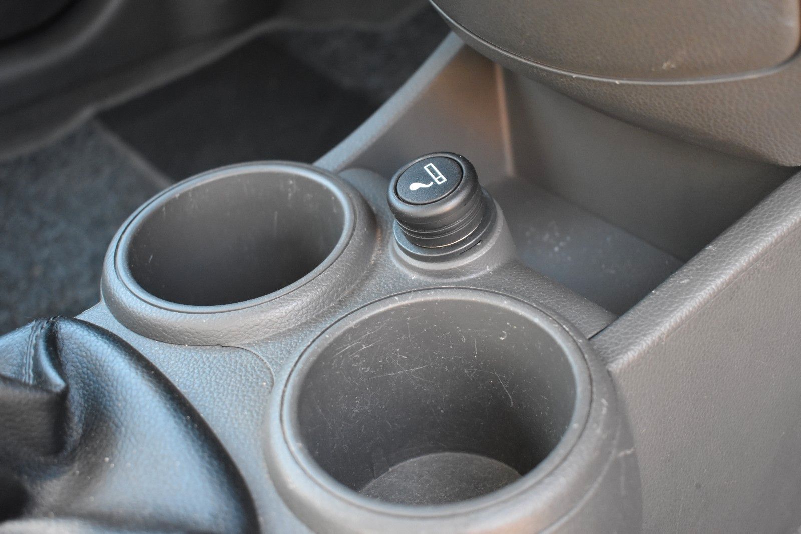 Fahrzeugabbildung Chevrolet Spark LT  PDC/KLIMA AUTO