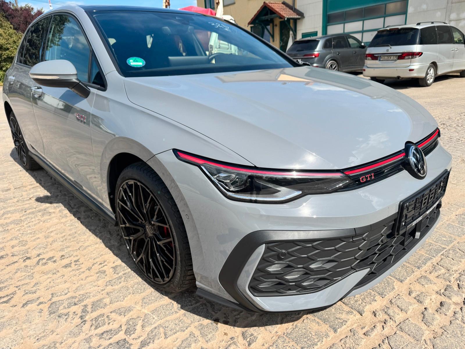 Volkswagen Golf VIII Lim. 2.0 TSI 195 kW GTI