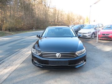 Volkswagen Passat Variant - 2