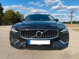 Volvo V60 T6 AWD Geartronic Inscription - VOLL - gebrauchte Volvo V60 aus dem Jahr 2018