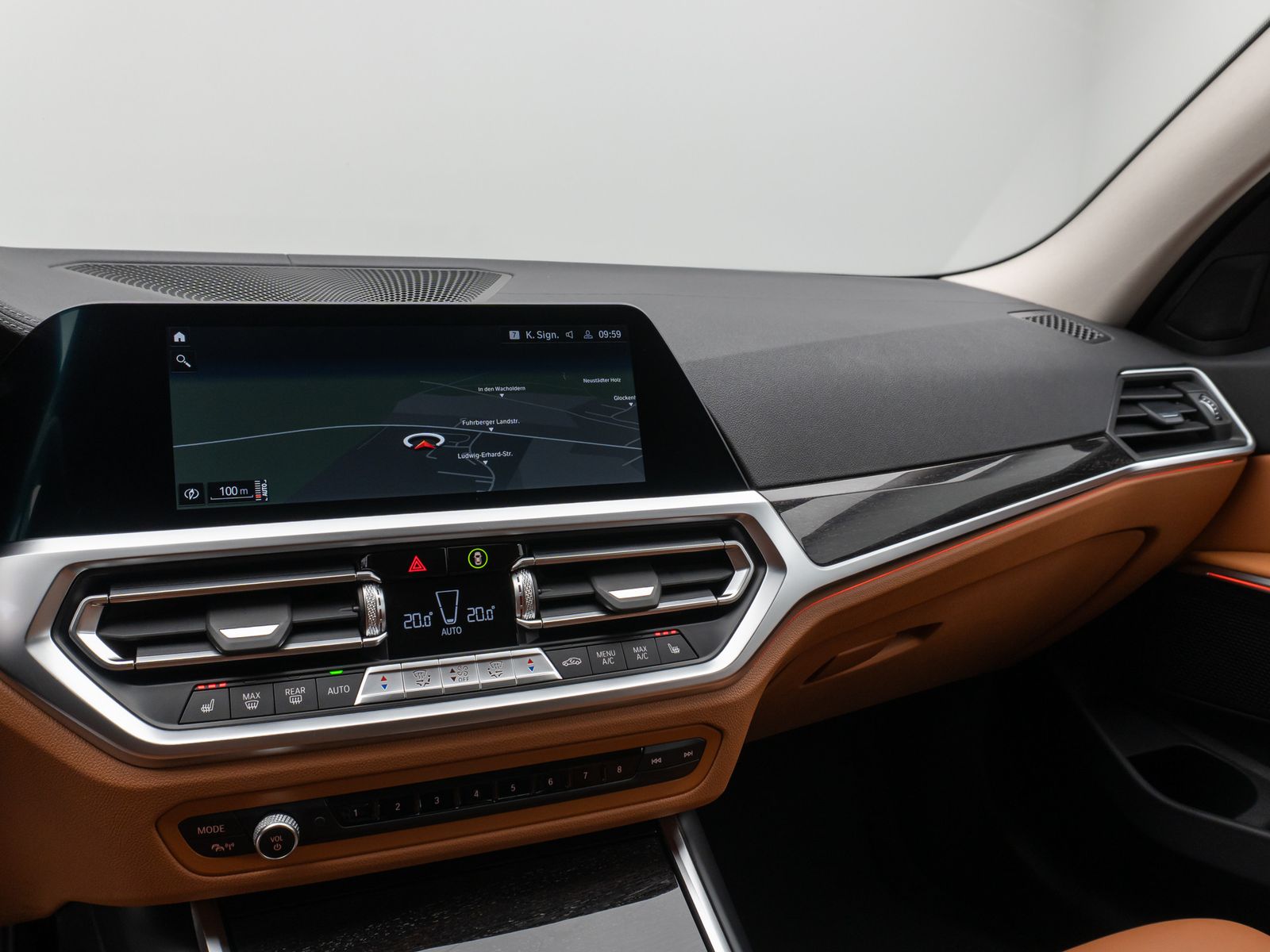 Fahrzeugabbildung BMW 320d  Luxury Line DAB HiFi PDC LED Alarm Sport