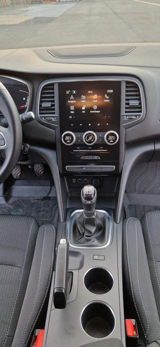 Renault Megane IV Grandtour, Diesel, TüV 07/2028
