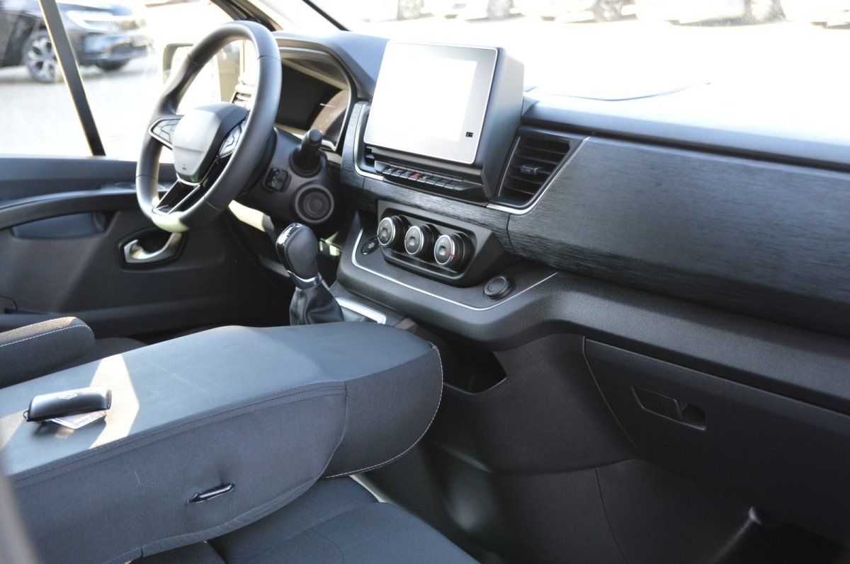 Fahrzeugabbildung Renault Trafic Combi   L1H1 3,0t (8/9 Sitze) Evolution