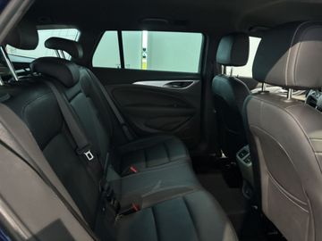Fotografie 5 des Opel Insignia Sports Tourer 1.5 Diesel Ultimate