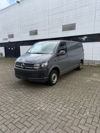 Volkswagen T6 Transporter - 3
