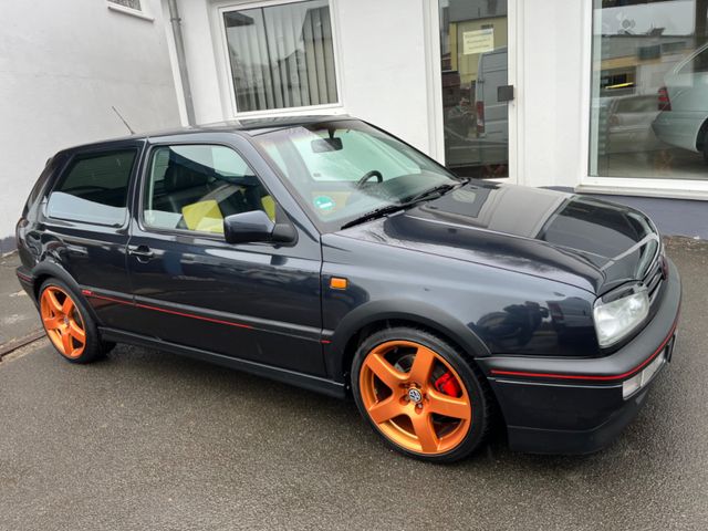 Volkswagen Golf 2.8 VR6-OLDTIMER,LEDER,KLIMA,GLAS-SHD.