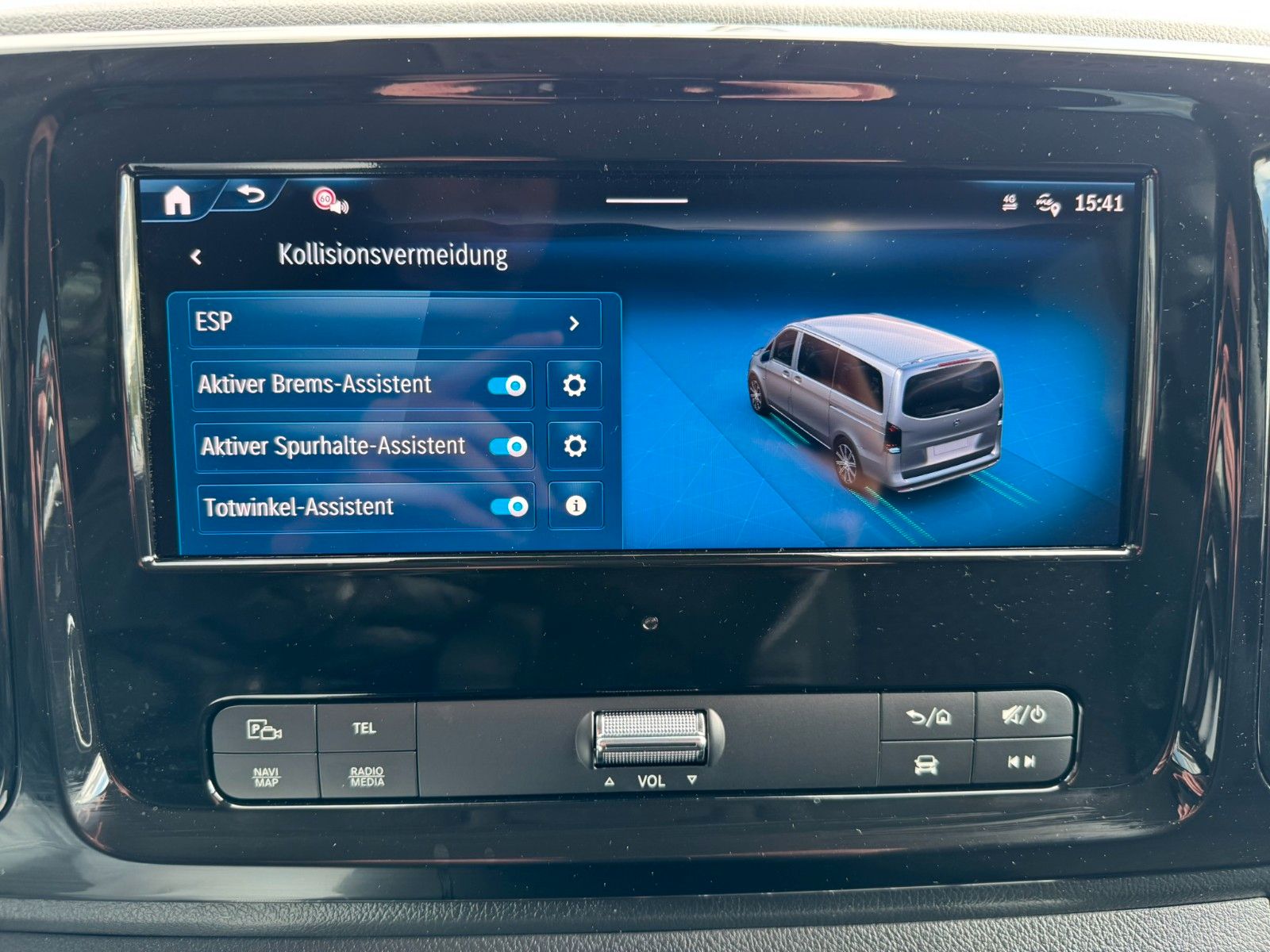 Fahrzeugabbildung Mercedes-Benz Vito 119 CDI 4x4 Tourer PRO Extral Stdh AHK2,5t