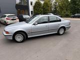 BMW 520i  - BMW 520 aus 1998: 520i
