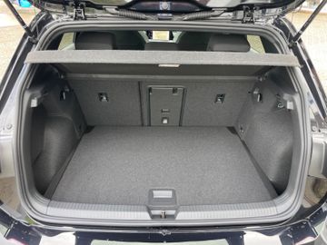 Fahrzeugabbildung Volkswagen Golf 2.0 TDI GTD DSG Navi/LED/ACC/Alu19"