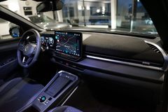VW T-Roc 1.5 eTSI R-Line | Pano | 20"| NEUES MODELL VW T-Roc 1.5 eTSI R-Line | Pano | 20"| NEUES MODELL