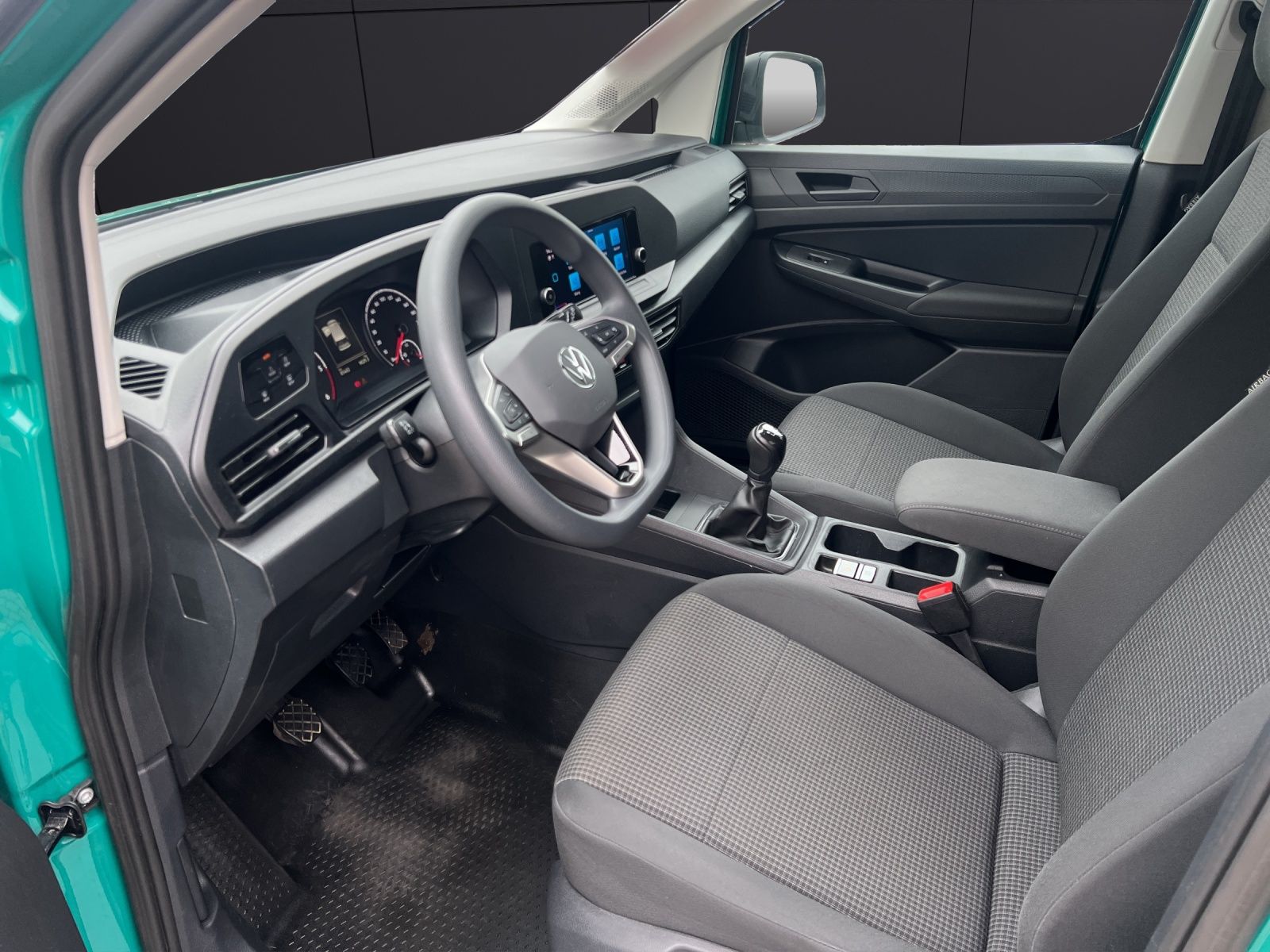 Fahrzeugabbildung Volkswagen Caddy Kombi TDI Maxi Basis 7-Si AHK GRA PDC