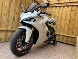 Ducati Supersport 950s - DUCATI SUPERSPORT 950