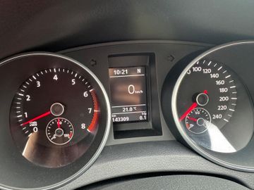 Volkswagen Golf - 10