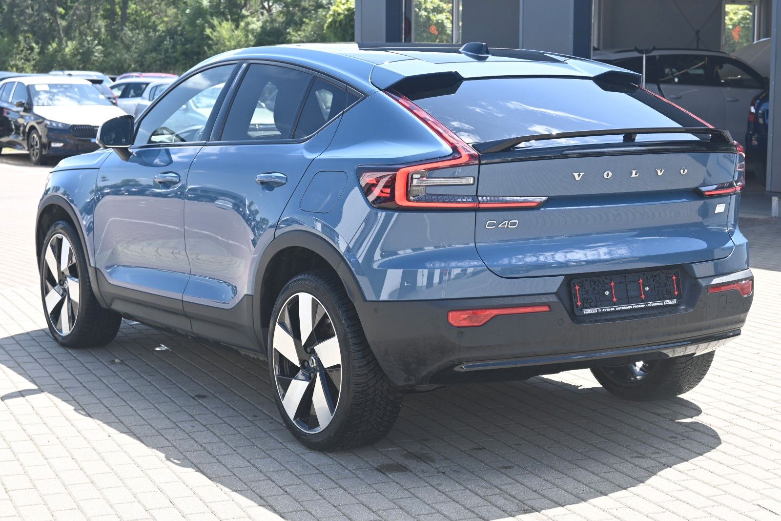 Fahrzeugabbildung Volvo C40 Recharge Single Motor Ultimate*360°*PANO*H&K