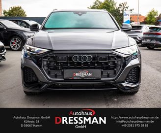 Audi Q8 - 2