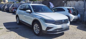 Volkswagen Tiguan - 10