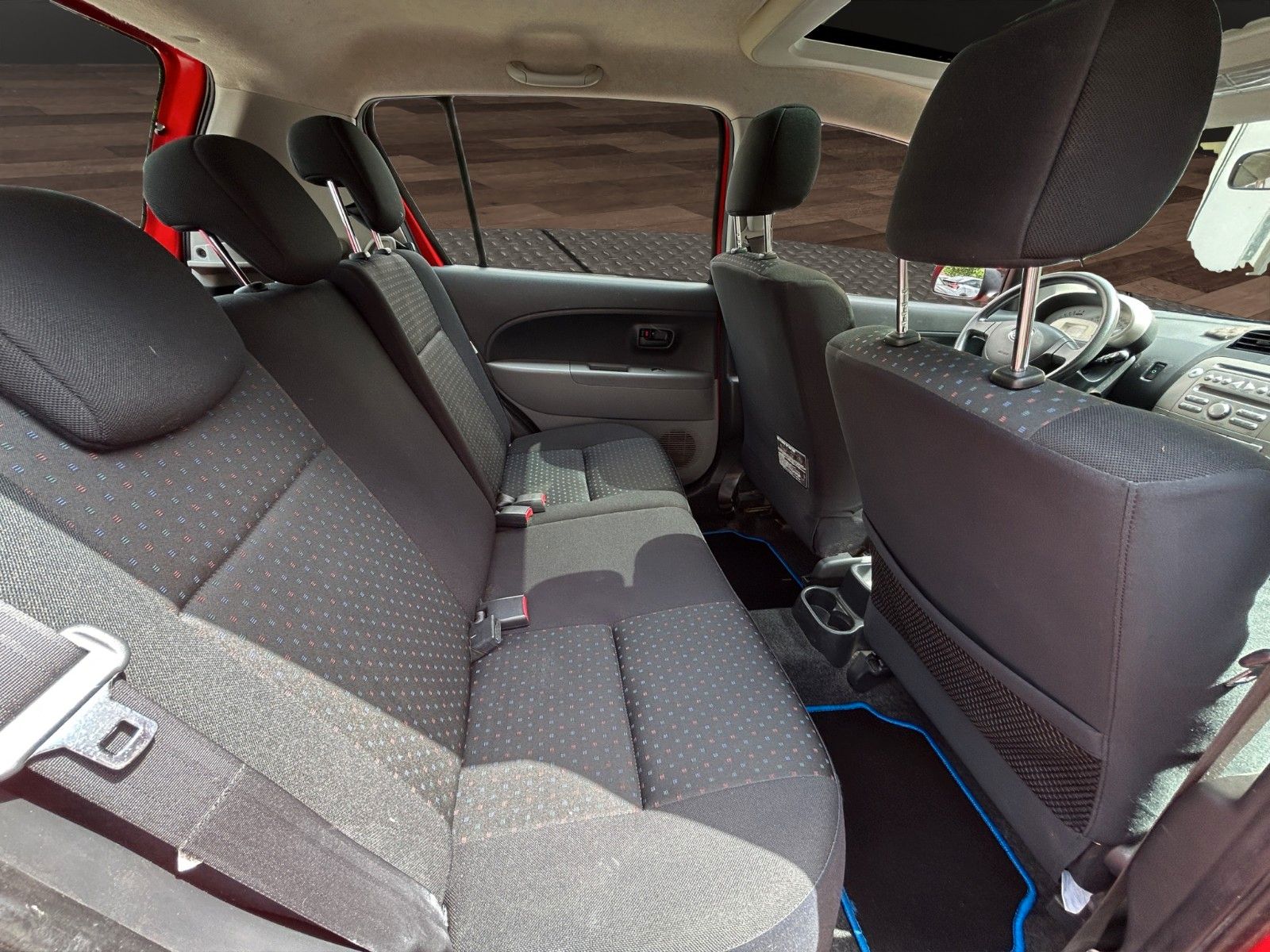 Fahrzeugabbildung Daihatsu Sirion 1.0 Klima/GSSD/Parktronik/TÜV NEU/2Hand