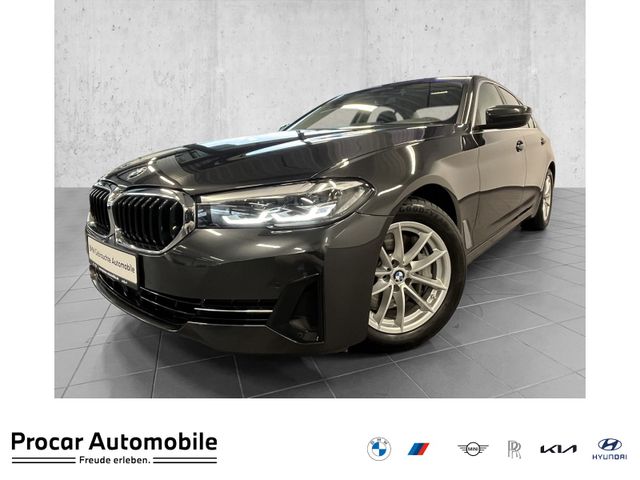 BMW 530d xDrive AT+LMR+AUTOM.HECKK.+SPORTSITZ+SZH+KL