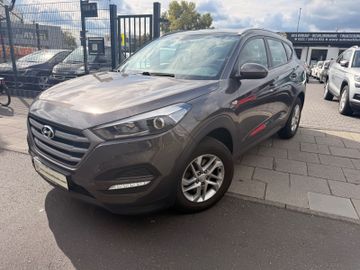 Hyundai TUCSON - 1